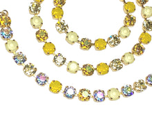 Load image into Gallery viewer, Swarovski Crystal Pineapple Yellow Necklace